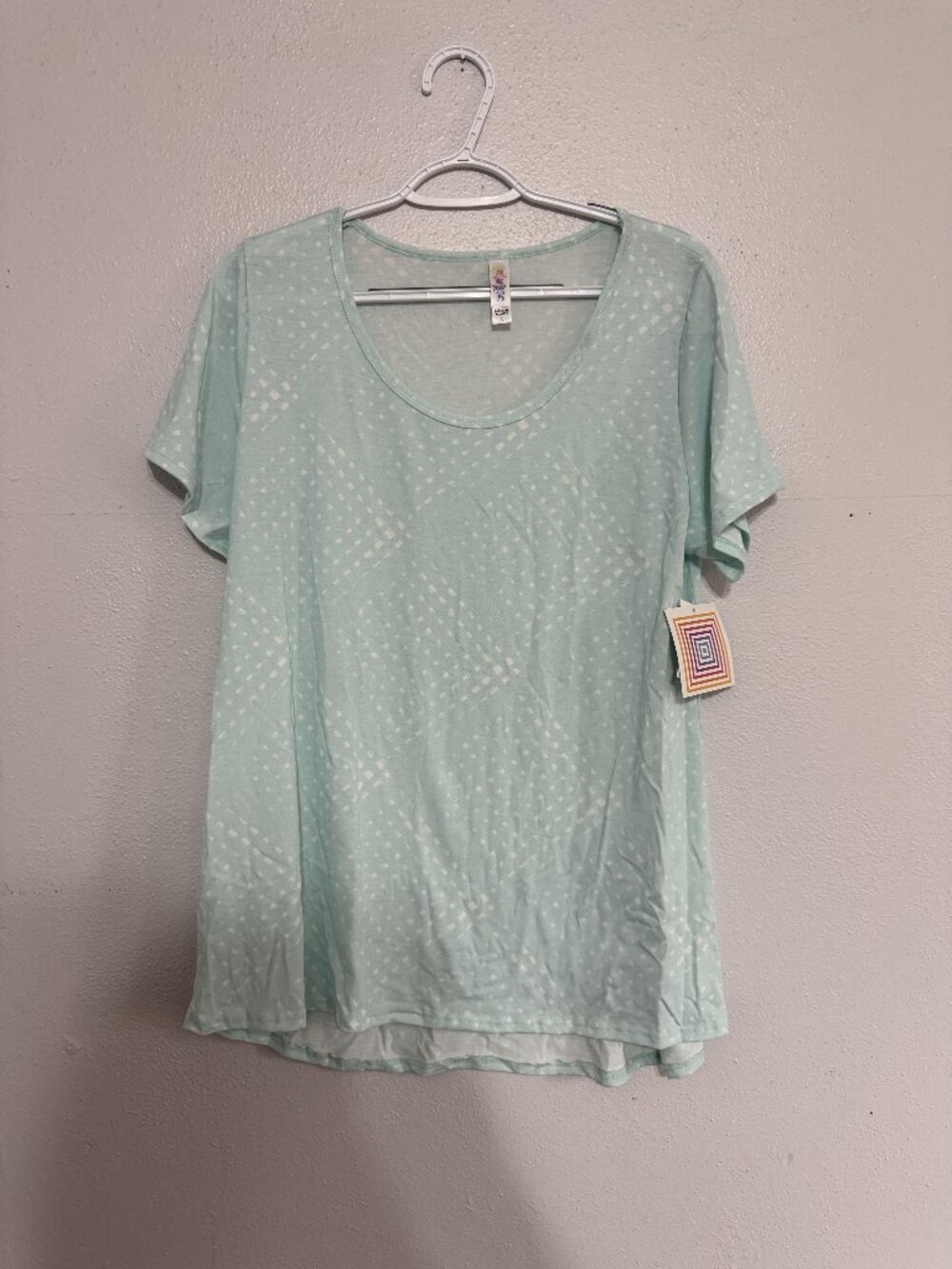 NWT LuLaRoe Classic T Mint White Confetti Top L 💚
